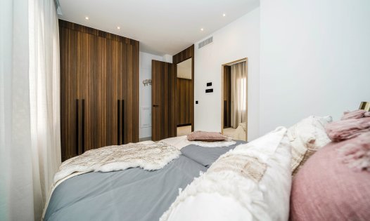 Resale - Villas -
Algorfa