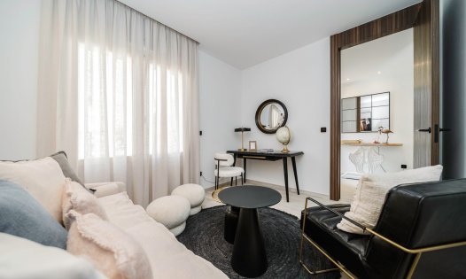 Resale - Villas -
Algorfa