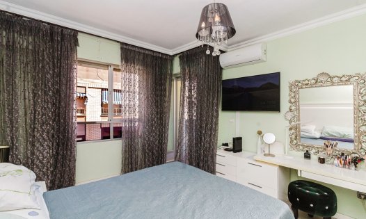 Resale - Apartments -
Torrevieja - Centro - Torrevieja