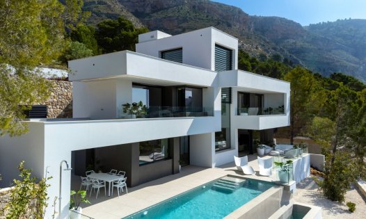 Resale - Luxury Villas -
Altea