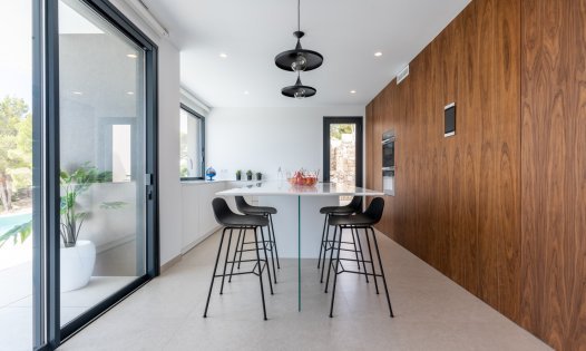 Resale - Luxury Villas -
Altea