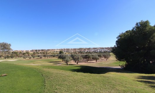 Herverkoop - Rijtjeshuizen -
Algorfa - Club de Golf La Finca