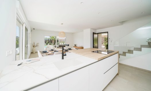 Resale - Villas -
Los Montesinos