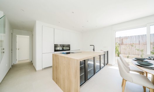 Resale - Villas -
Los Montesinos