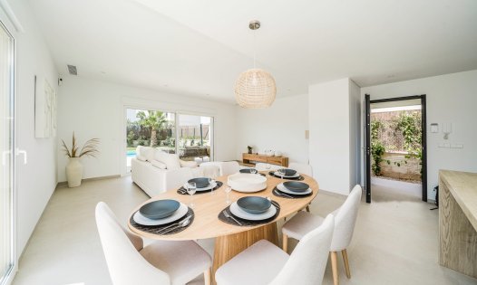 Resale - Villas -
Los Montesinos