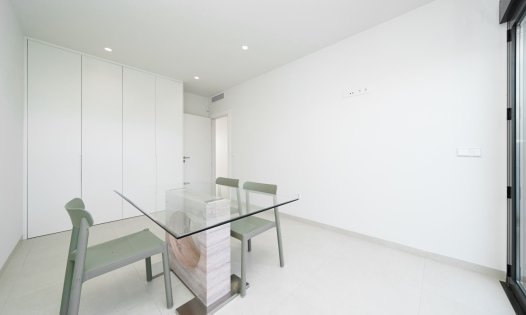 Resale - Villas -
Alcázares, Los