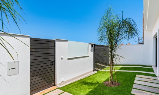 Resale - Villas -
Alcázares, Los