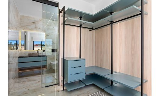 Herverkoop - Villa's -
Algorfa