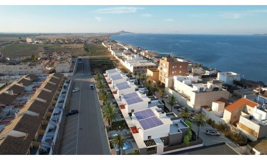 Resale - Villas -
Los Nietos