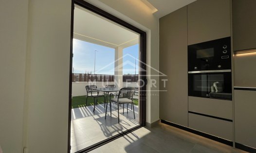 Resale - Bungalows -
Pilar de la Horadada