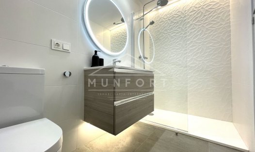 Resale - Bungalows -
Pilar de la Horadada