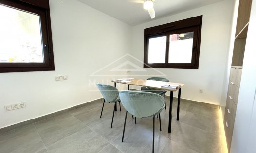 Resale - Bungalows -
Pilar de la Horadada