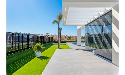 Wiederverkauf - Luxusvillen -
Algorfa