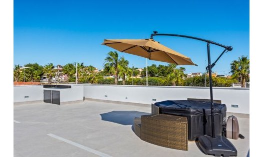 Wiederverkauf - Luxusvillen -
Algorfa