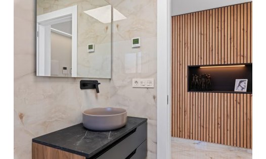 Wiederverkauf - Luxusvillen -
Algorfa