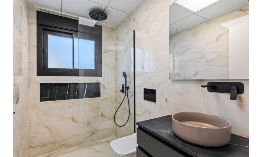 Wiederverkauf - Luxusvillen -
Algorfa