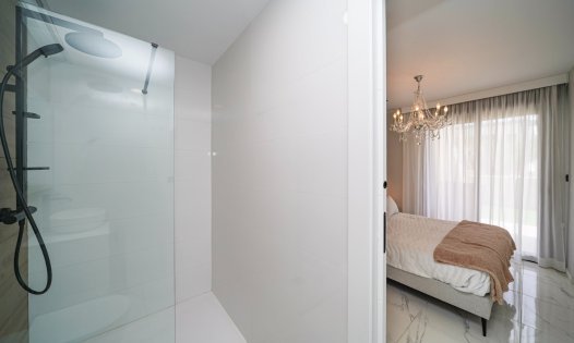 Resale - Bungalows -
Pilar de la Horadada