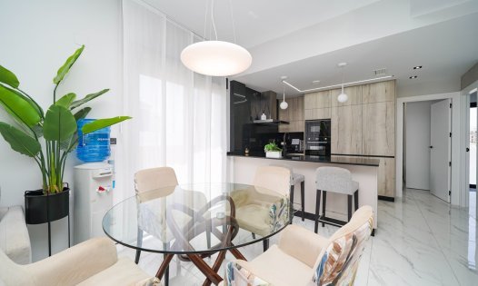 Resale - Bungalows -
Pilar de la Horadada