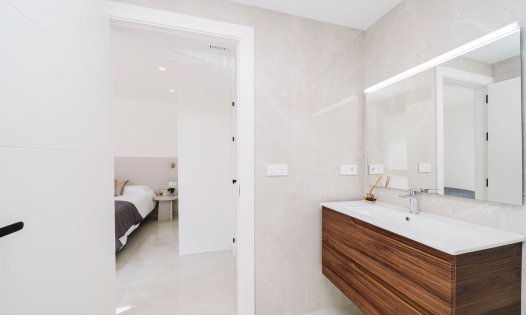 Herverkoop - Villa's -
Benijófar