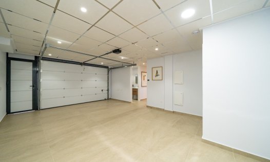 Resale - Villas -
Orihuela Costa