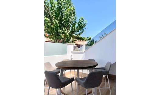 Resale - Apartments -
Pilar de la Horadada