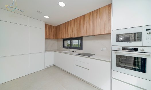 Resale - Luxury Villas -
Pilar de la Horadada - Lo Romero Golf