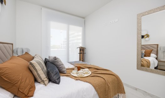 Segunda mano - Áticos -
San Miguel de Salinas