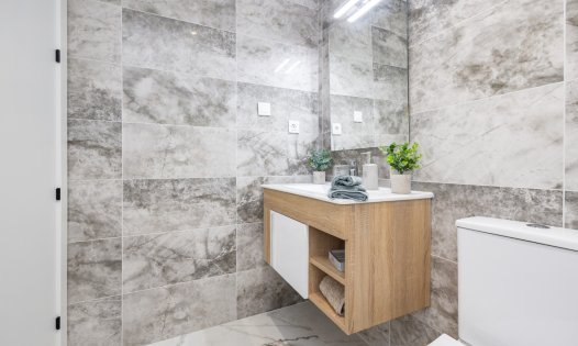 Segunda mano - Áticos -
San Miguel de Salinas