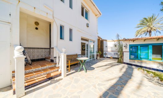 Resale - Villas -
Cartagena - La Manga