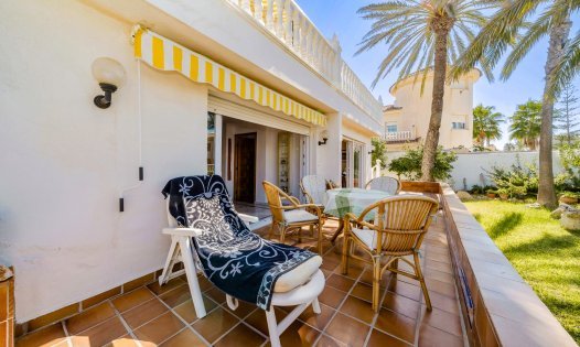 Resale - Villas -
Cartagena - La Manga