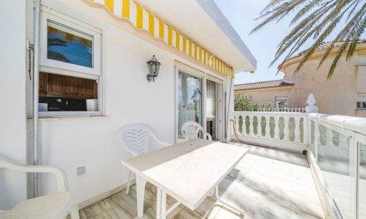 Resale - Villas -
Cartagena - La Manga