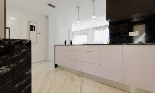 Segunda mano - Villas -
San Miguel de Salinas