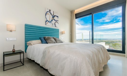 Herverkoop - Luxe villa's -
San Miguel de Salinas