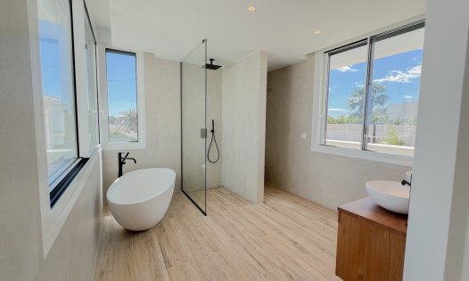 Resale - Luxury Villas -
Benissa