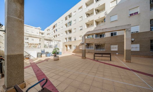 Resale - Apartments -
Torrevieja - Centro - Torrevieja