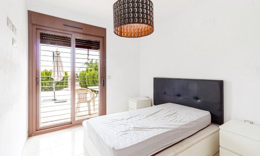 Resale - Apartments -
Orihuela Costa - Lomas de Cabo Roig
