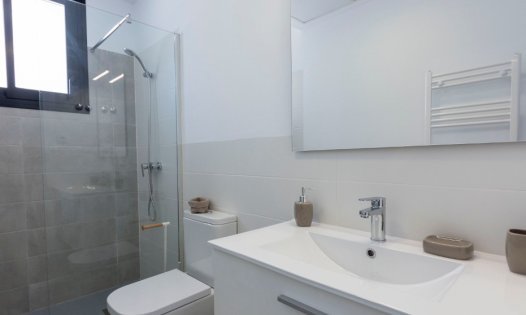 Wiederverkauf - Villen -
Calasparra