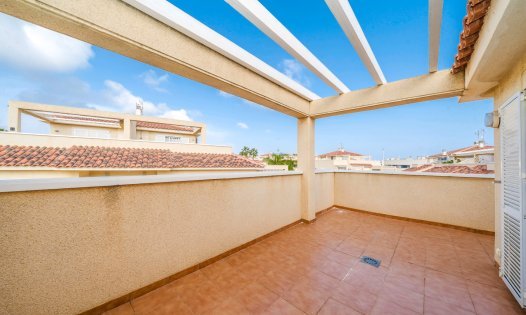 Videresalg - Rekkehus -
Orihuela Costa - ZENIAMAR