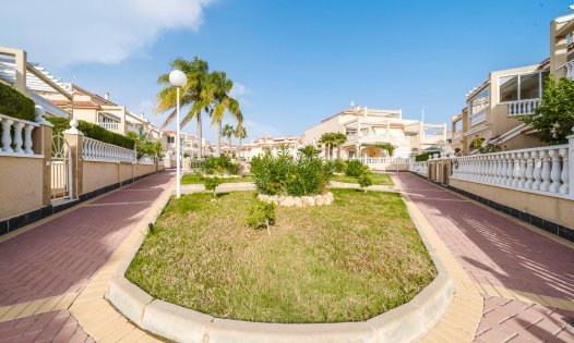 Videresalg - Rekkehus -
Orihuela Costa - ZENIAMAR