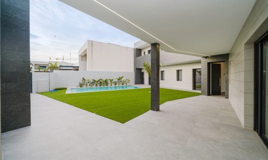 Herverkoop - Luxe villa's -
San Pedro del Pinatar