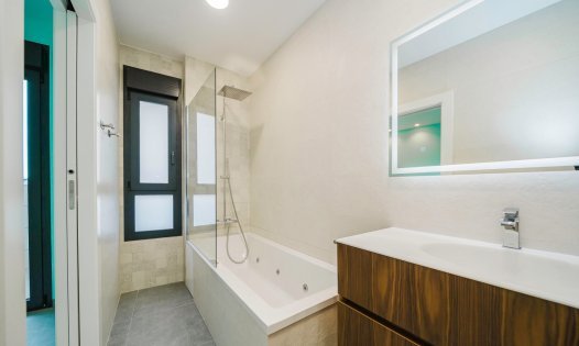 Herverkoop - Luxe villa's -
San Pedro del Pinatar