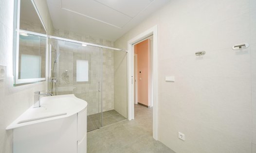 Herverkoop - Luxe villa's -
San Pedro del Pinatar