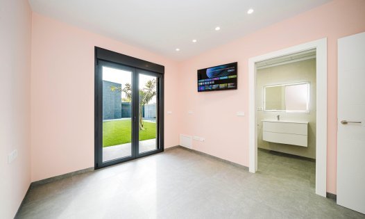 Herverkoop - Luxe villa's -
San Pedro del Pinatar