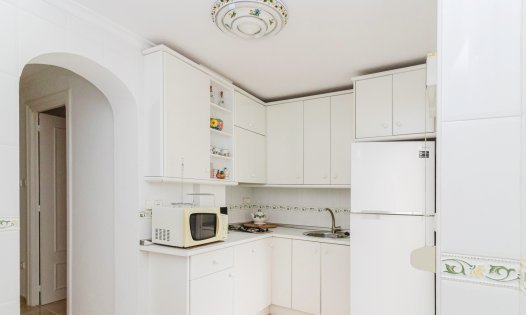 Resale - Apartments -
Los Nietos