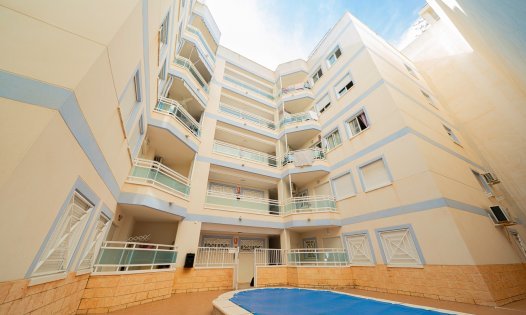 Resale - Apartments -
Torrevieja - Centro - Torrevieja