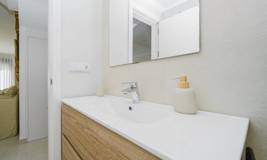 Resale - Villas -
Cox