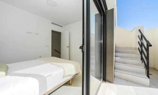 Resale - Villas -
Cox