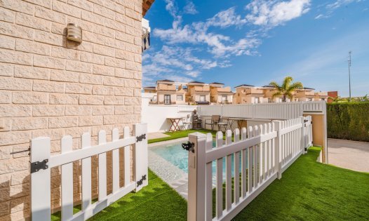 Resale - Terraced Houses -
Pilar de la Horadada - Torre de la Horadada