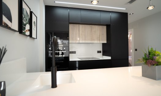 Segunda mano - Casas Adosadas -
Orihuela