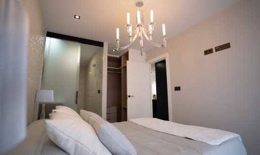 Segunda mano - Casas Adosadas -
Orihuela